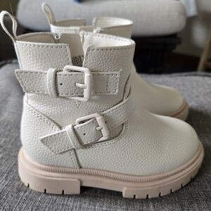 Cat & Jack Toddler Evie Buckle Boots Cream Size 7